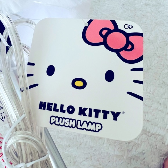 Hello Kitty Lamp - Picture 6 of 7